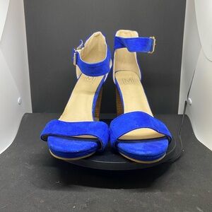Makers Elegant Royal Blue Women's Heels EUC Size 11